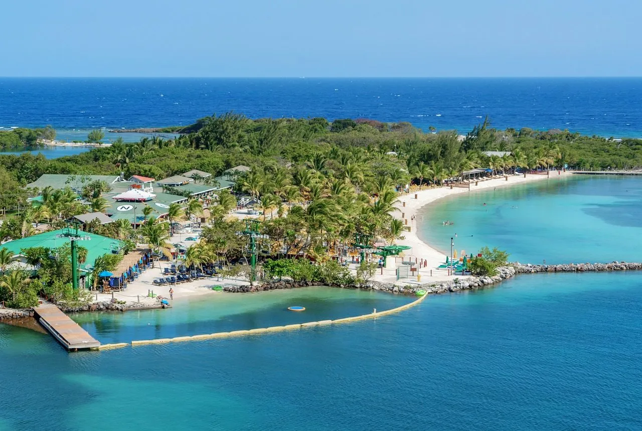 Scuba diving in Roatán